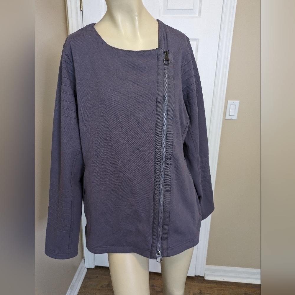 Athleta Asymmetrical Zip Front Jacket in Mauve Gray